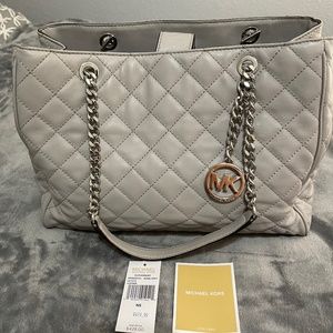 Michael Kors Susannah Quilted Large Tote